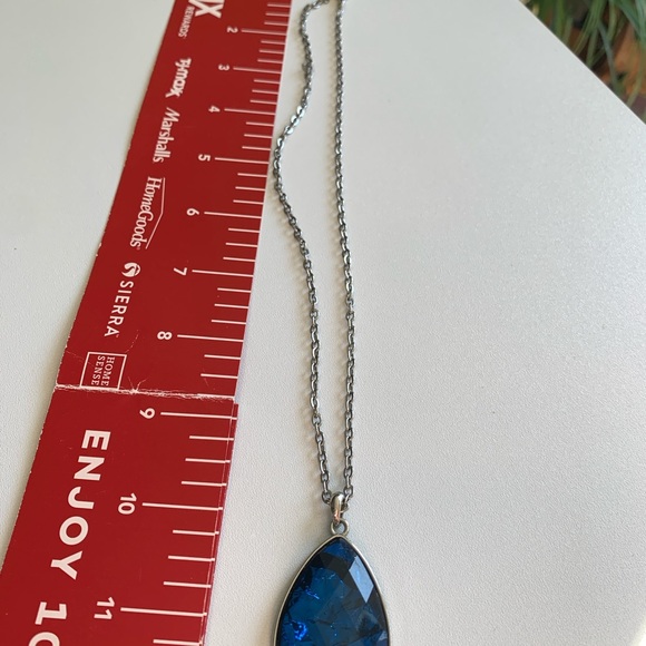 Deep Blue Resin Jewel Pendant. Elsa and Winter snow queen vibes. Vintage. - Picture 3 of 5